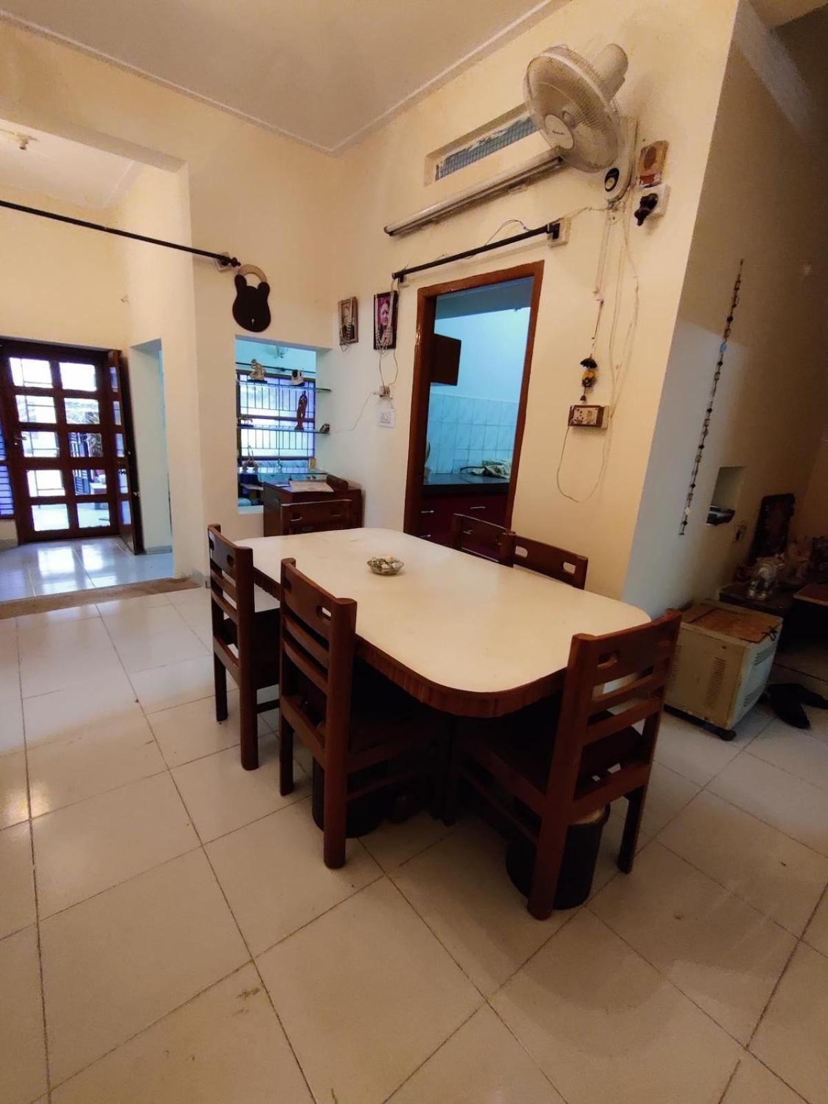 Spacious Bungalow With All Basic Amenities Villa Indore Exteriör bild